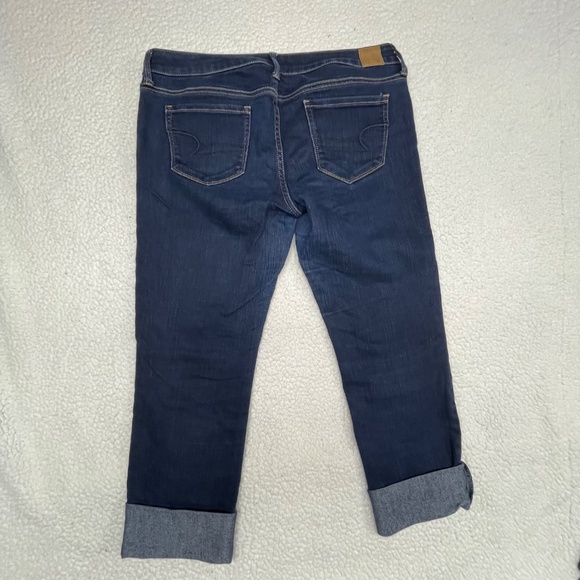 Women’s Blue 14 American Eagle Stretch Short Capri’s - Picture 2 of 15